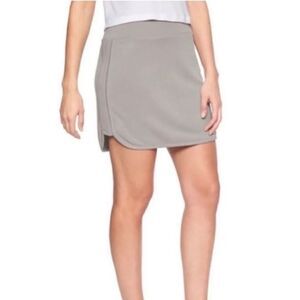 Athleta Serenity Skirt Grey Silver Size Medium TALL Sustainable Lenzing Modal